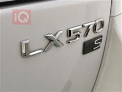 لكزس LX